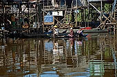 Tonle Sap - Kampong Phluk floating village - stilted houses